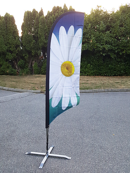 Custom feather and teardrop beach flag banner