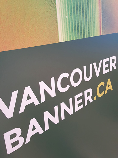 Roll up banner: Retractable Glider