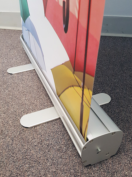 Roll Up Banner: Retractable Narrow