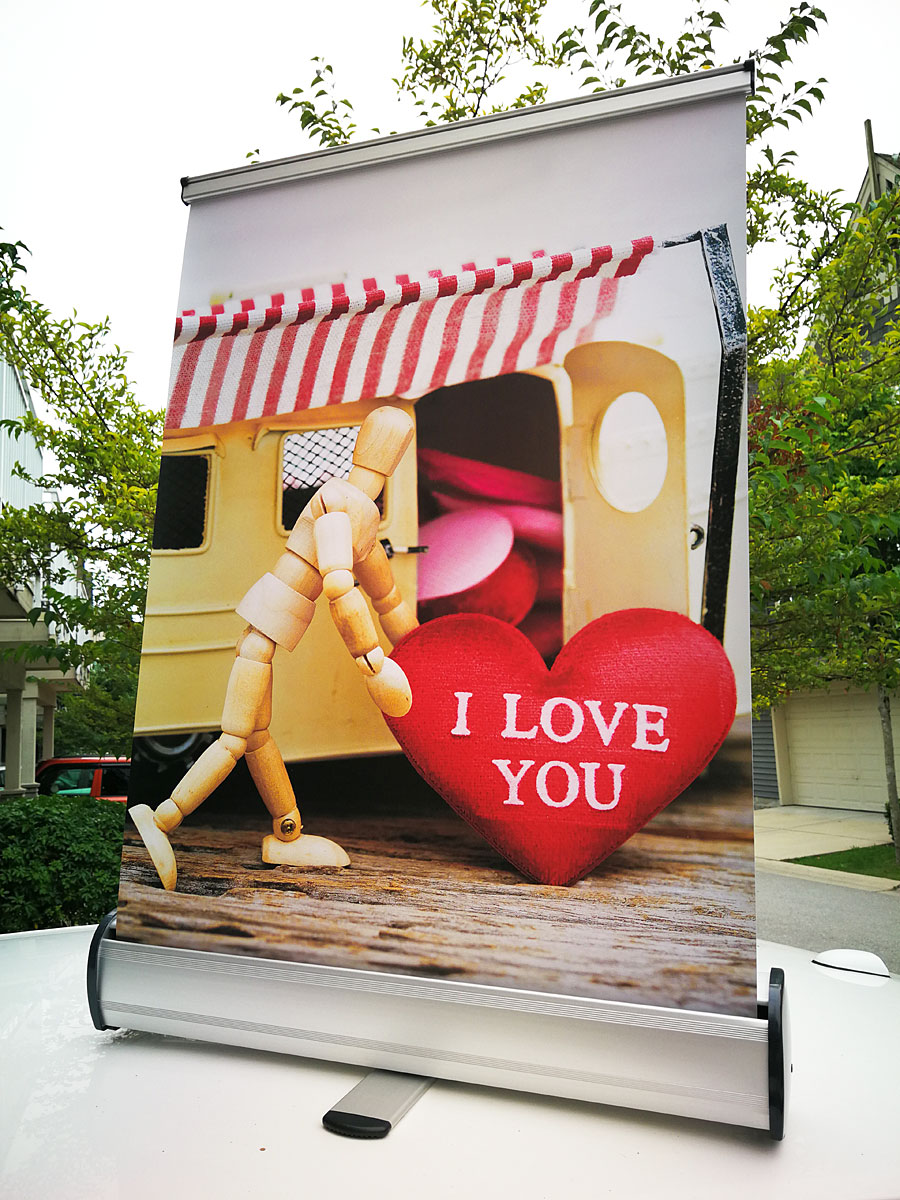 Roll up banner: Retractable Tabletop