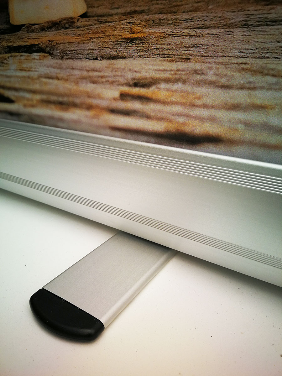 Roll up banner: Retractable Tabletop